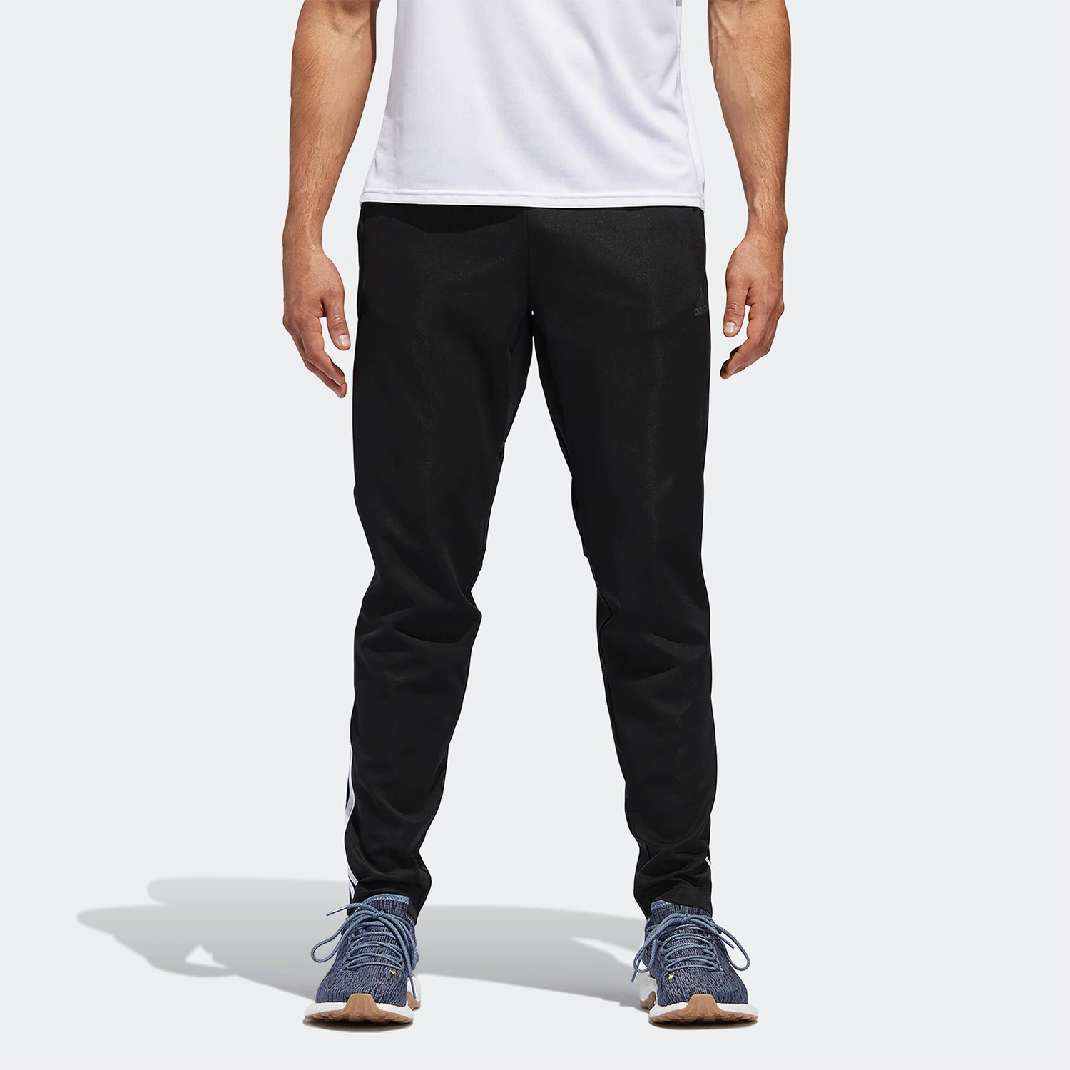 

Оригинальные мужские повседневные спортивные брюки Adidas RUN ASTRO 3S M DM1667