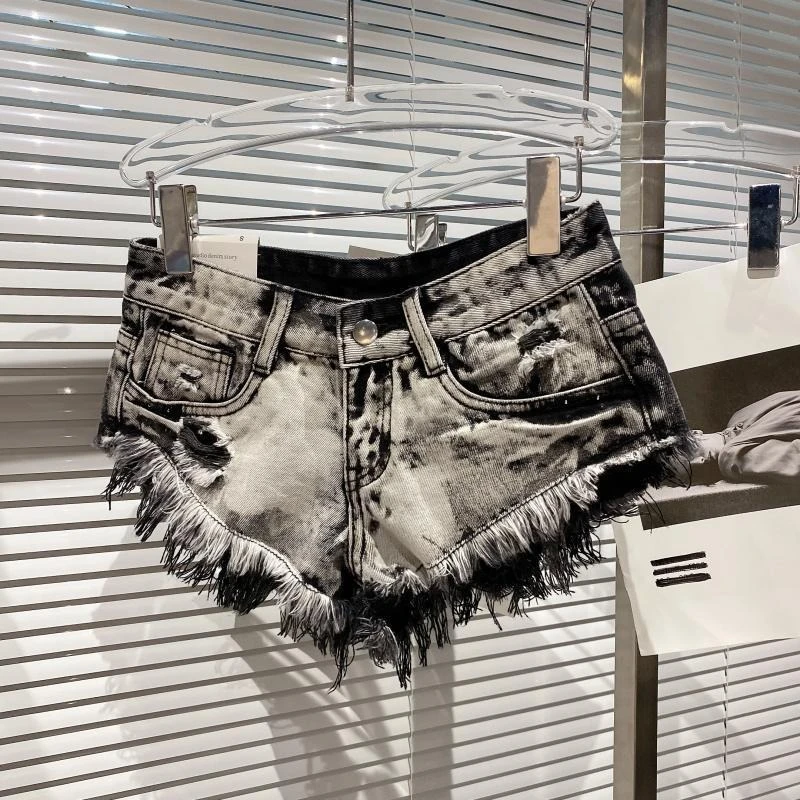 HOUZHOU Vintage Gothic Denim Shorts Women Y2k Sexy Distressed Low Waist Shorts Punk Spicy Girl Slim Up Streetwear Short Jeans