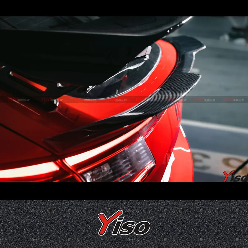 Suitable for 11th generation Civic FL5 TYPER carbon fiber YISO Wing small tail Modified Aerodynamic kit FL5 rear spoiler