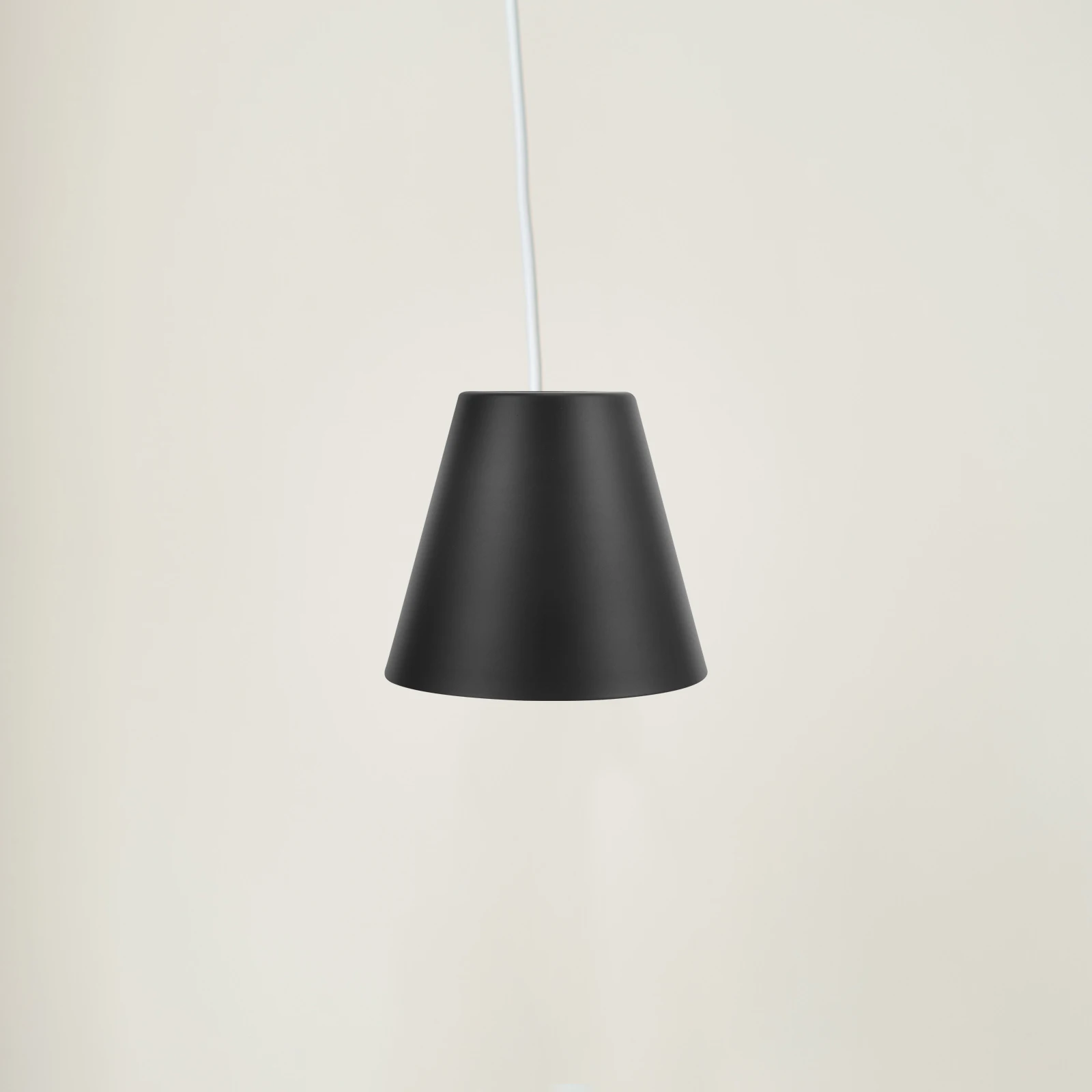 

Iron Art Lamp Shade Large Lampshade Adjustable Hole Diameter 42mm Floorstanding Lamp Cover for Bedroom Reading