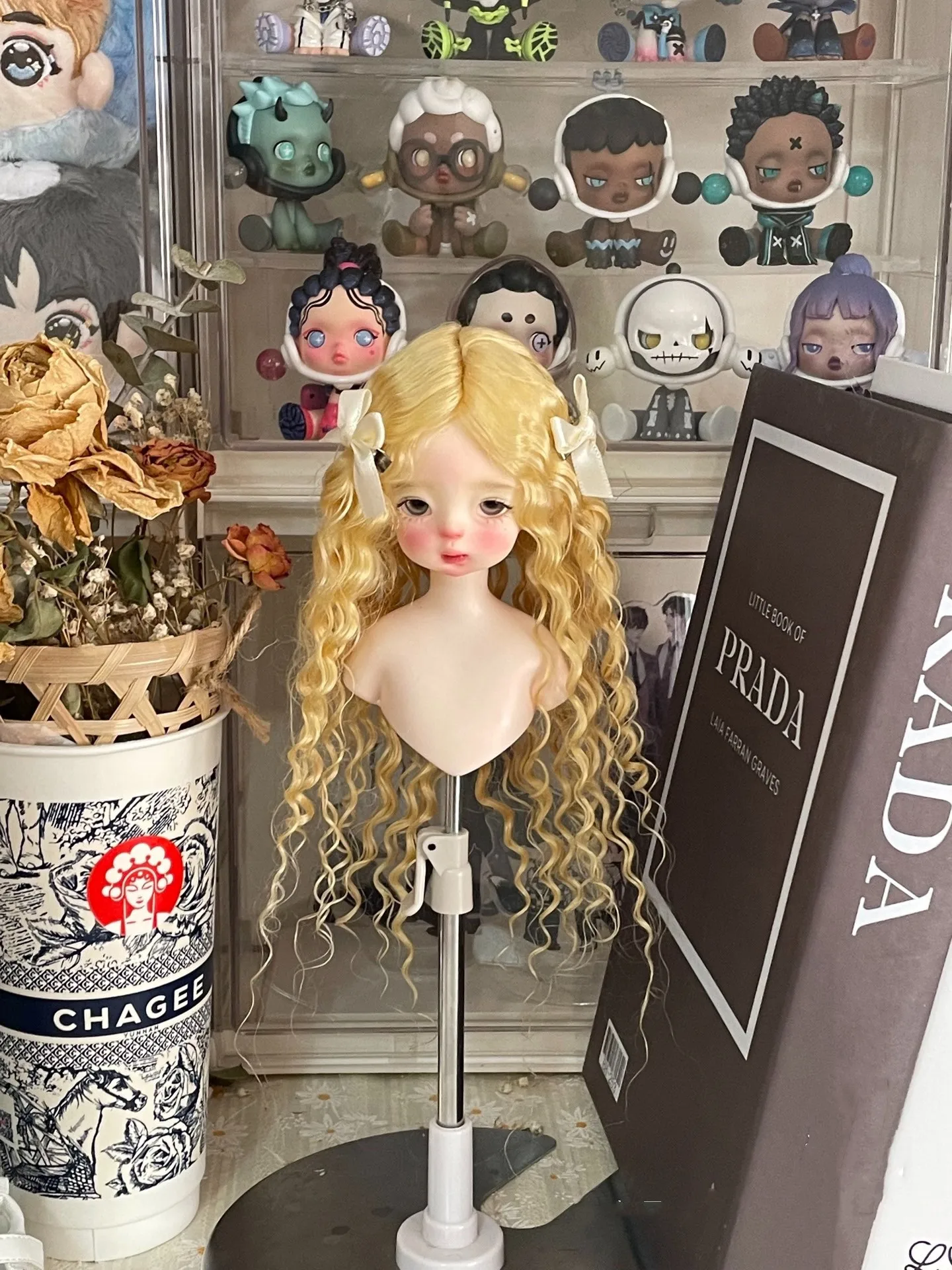 

BJD wig 1/6 doll mohair wig golden small roll style toys hair free shipping