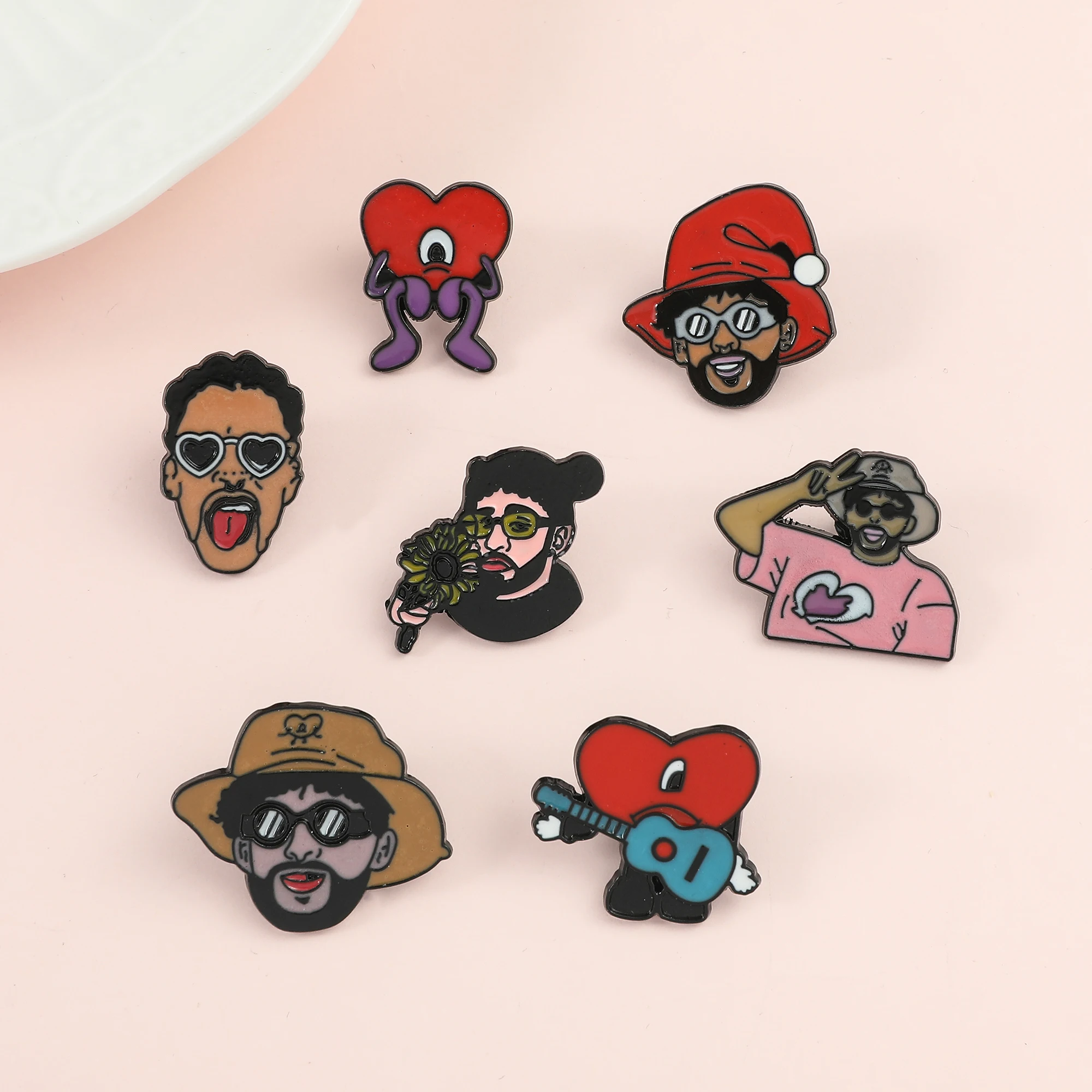 Cantante latino Bad Bunny Rabbit spille smaltate Bad Bunny spilla in metallo Fashion Denim Jacket Badge Pins accessori per gioielli regali