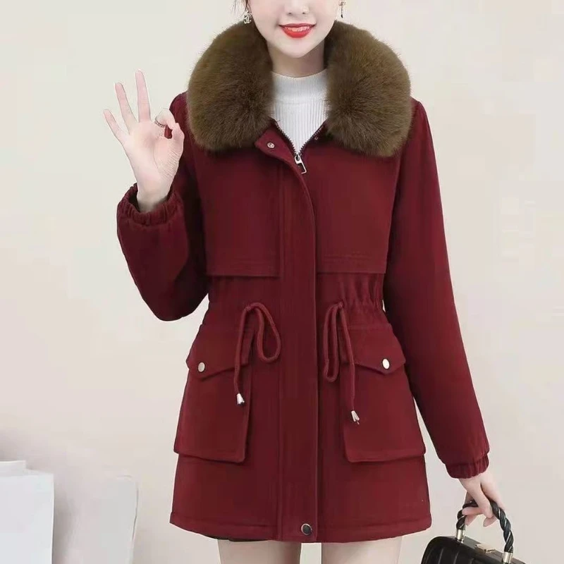 Abrigo de plumón de algodón para mujer, chaqueta de longitud media, Parkas holgadas de talla grande, prendas de vestir gruesas, abrigo con Cuello de piel, novedad de invierno 2023