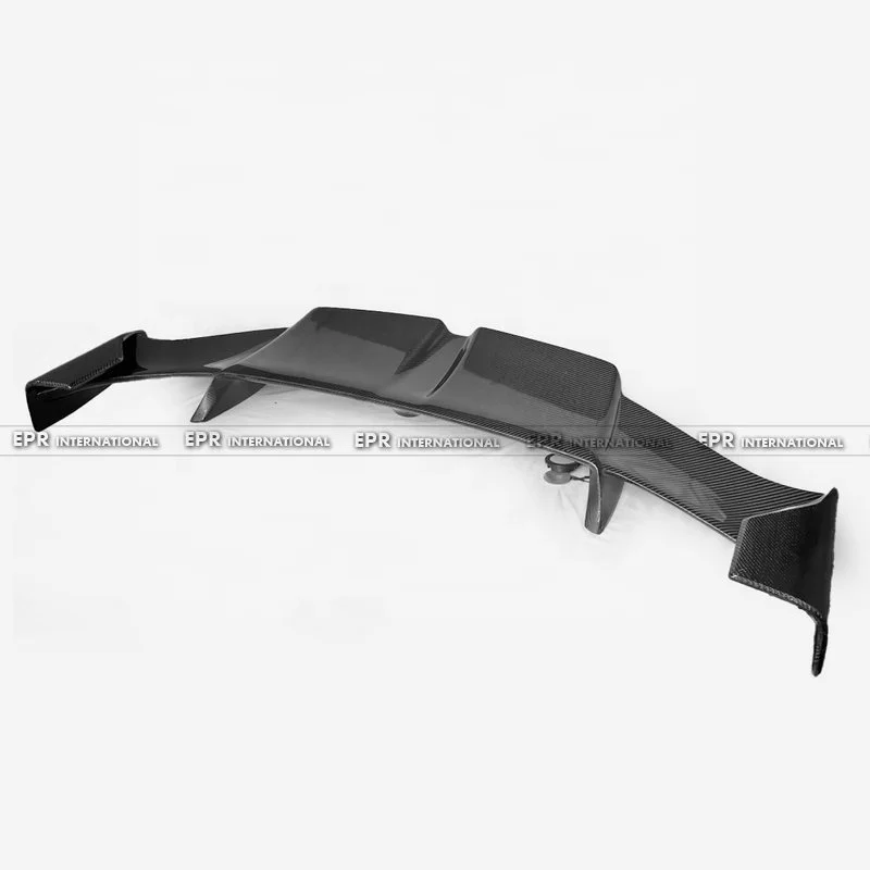 

UNIVERSAL GT Spoiler Compatible with most vehicle models Carbon Fiber Material
