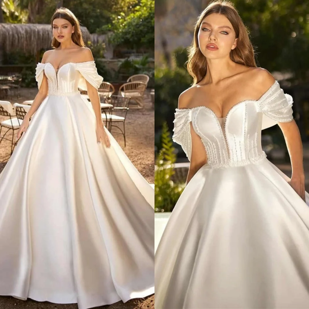 Vestido de novia elegante blanco personalizado con escote en forma de corazón de cristal, vestidos de novia con botones en la espalda y hombros descubiertos para fiesta nupcial
