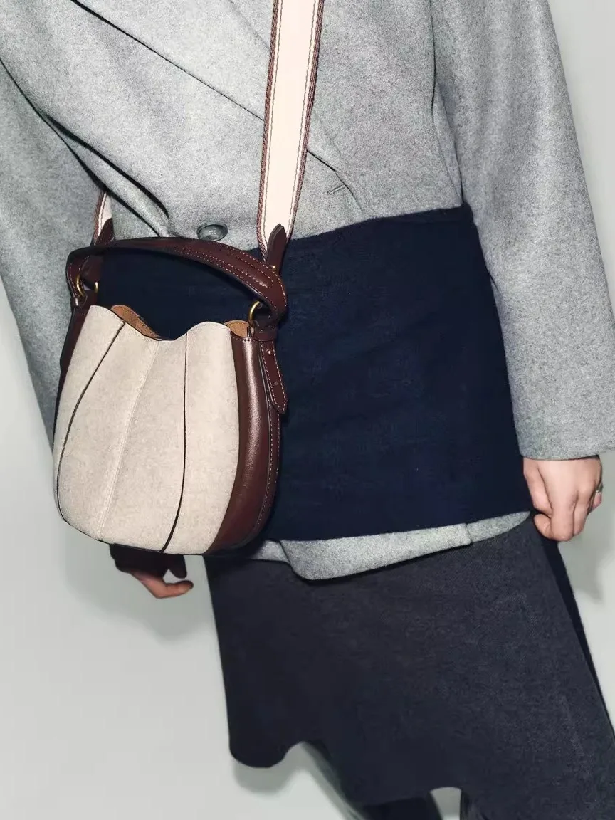 

Winter Women's Bucket Bag Crossbody Stitched Fabric Drawstring Shoulder Bag Casual Style Non-Washable Lockless Ladies Purse
