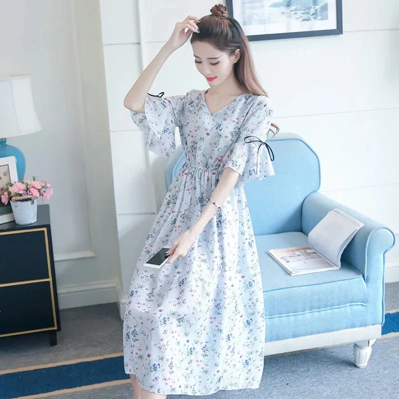 

Women's V-Neck Chiffon Dress Trendy Print Fairy A-line Medium Length Floral Skirt Summer Casual Ruffle Sleeve Dress