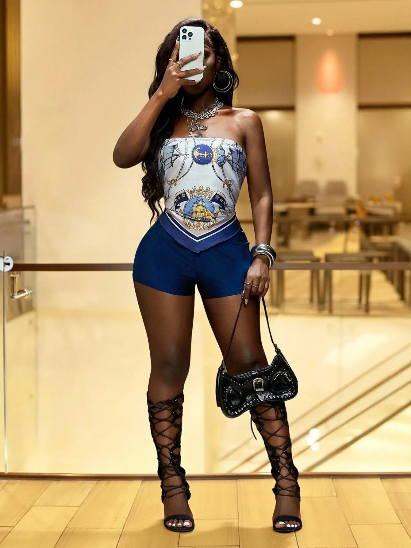 

Navy Blue Scarf Print Strapless Tube Top And Solid Mini Shorts Two Piece Set For Party Club Yacht Outfit
