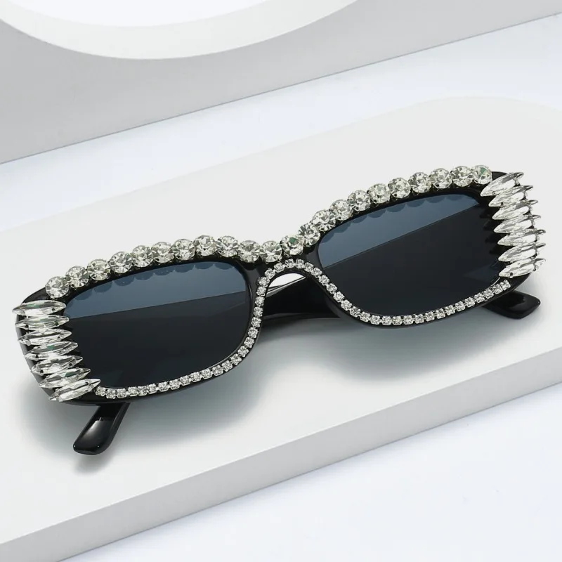 Personalized Square Diamond Studded Sunglasses Small Frame Street Photo Fashion Sun Eyewear Women Luxury Designer Sun Glasses