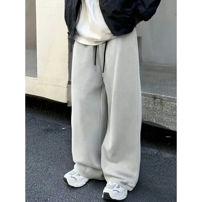 

Solid color straight-leg sweatpants. Street-style straight-leg sweatpants perfect for all seasons. Unisex, streetwear