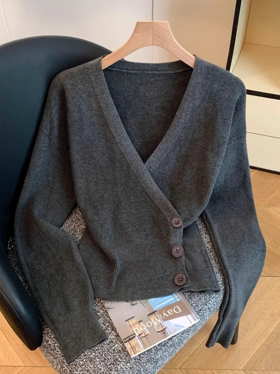 

Свободный трикотаж с v-образным вырезом, женский повседневный трикотаж с перекрещенными пуговицами, цвет глаз, осень-зима, модный топ для ленивого матури, внутренняя одежда