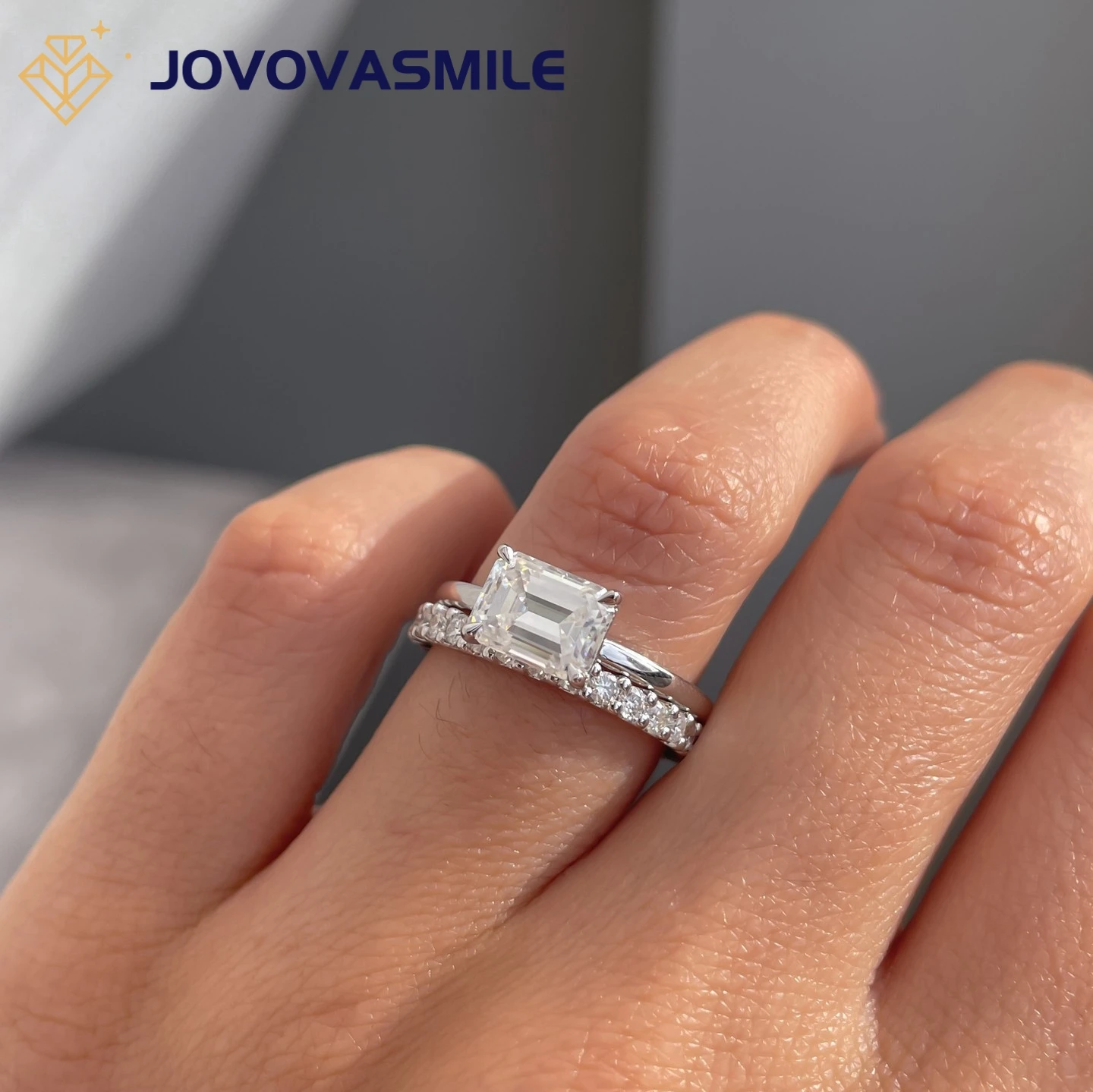 JOVOVASMILE 2 Carat 6*8mm Emerald Cut Moissanite Ring 18K Solid Gold for Woman Engagement and Wedding