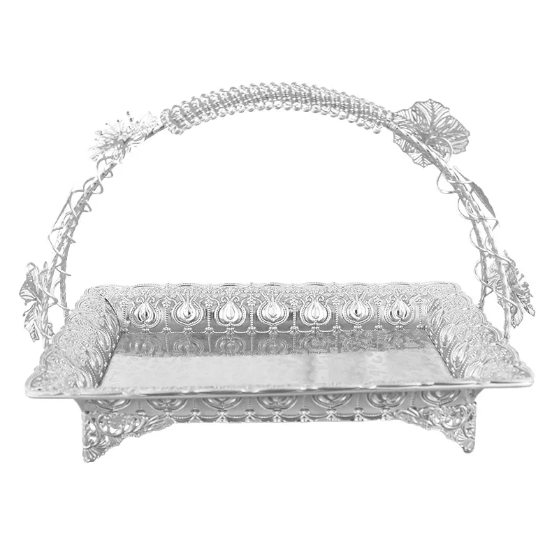 

Golden metal single-layer fruit snack snack basket, hotel KTV living room multi-purpose European classical temperament basket