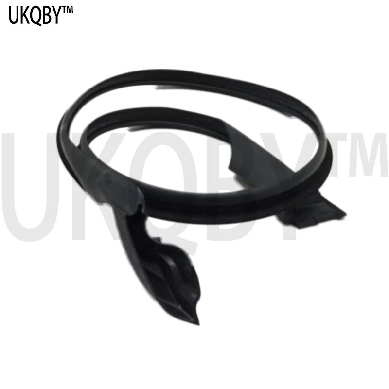 

BM W 51337178008 Уплотнение зазора передней правой крыши 51337178007