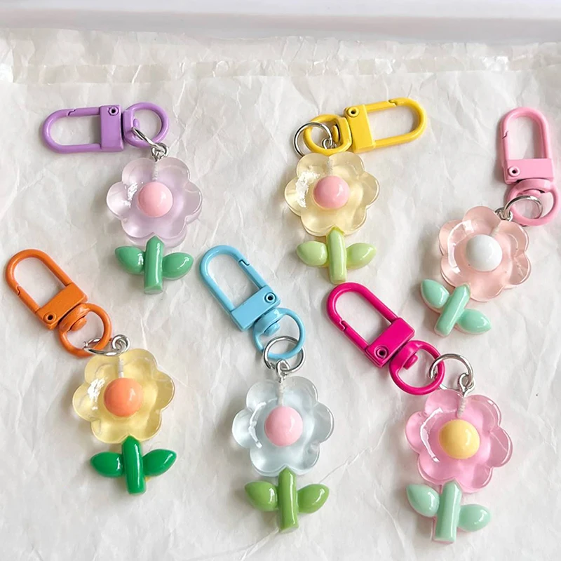 透明な花びらキーホルダー カラフルな花 ハンドバッグチャーム 車の装飾