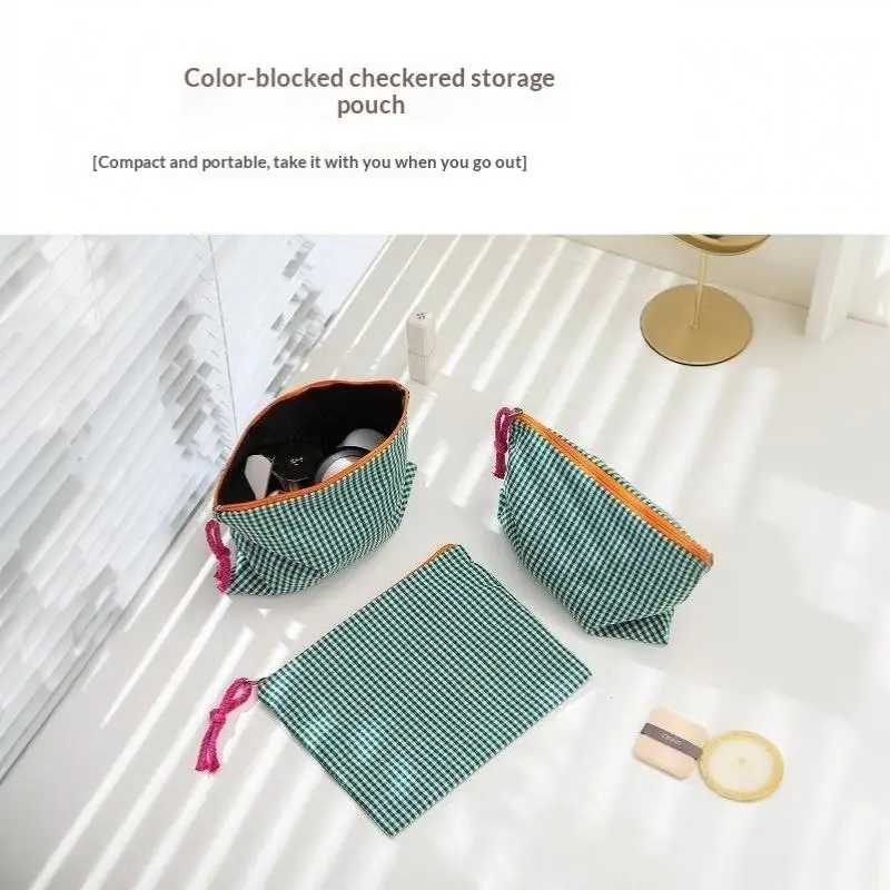 Koreanische karierte Make-up-Tasche aus Baumwolle mit großem Fassungsvermögen, Reißverschluss, Kosmetik-Aufbewahrungstasche, tragbare Reisewaschtasche für Mädchen, Geschenk – Detail 7