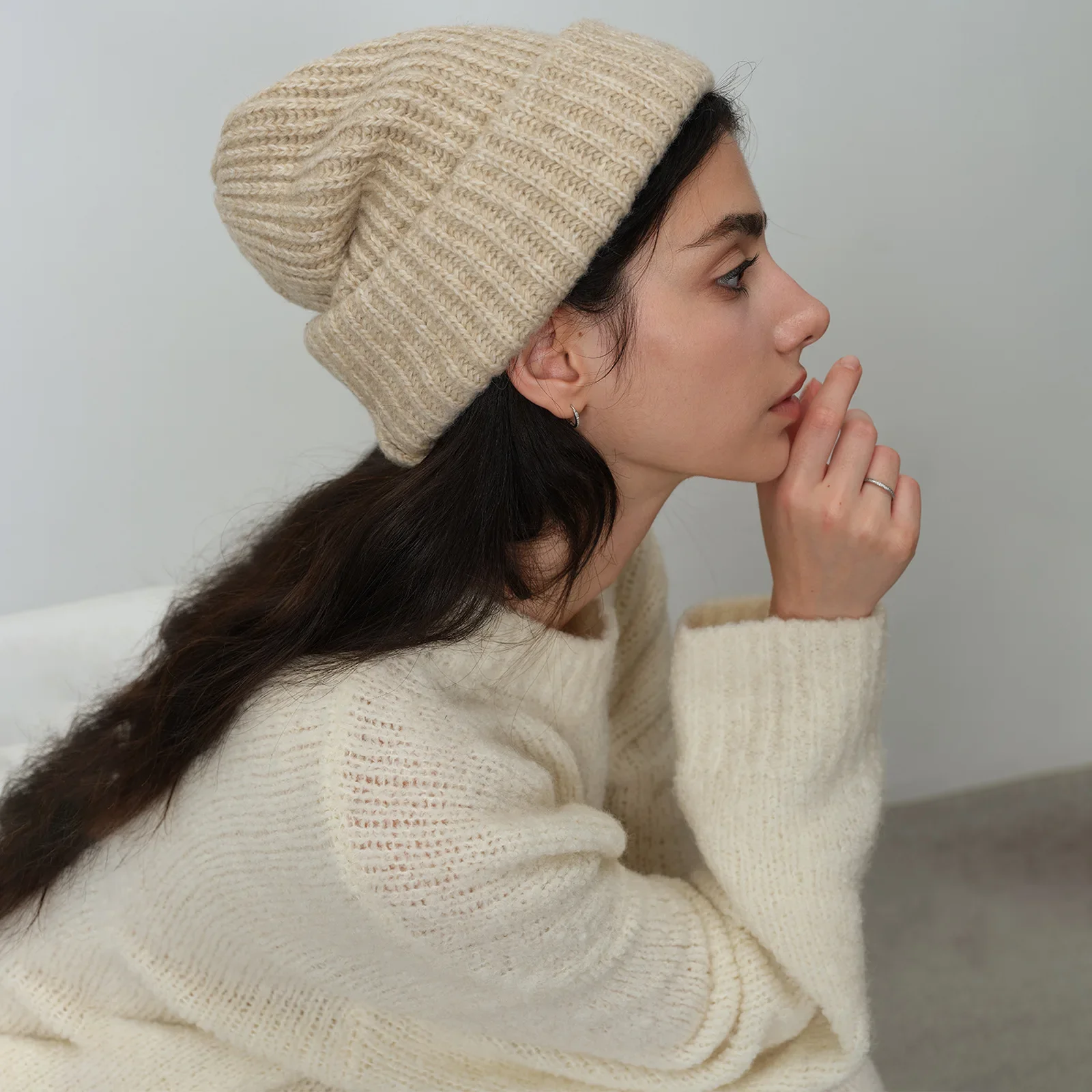 

Autumn and Winter Warm Wool Blend Solid Color Versatile Candy Color Knitted Wool Cold Hat Versatile Ear Protector Women's Trend