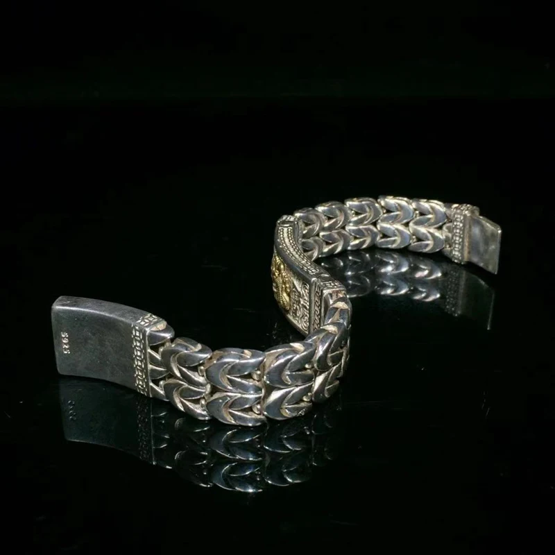 Chinese Tibet Silver Carving dragon statue bracelet Decoration gift Collection