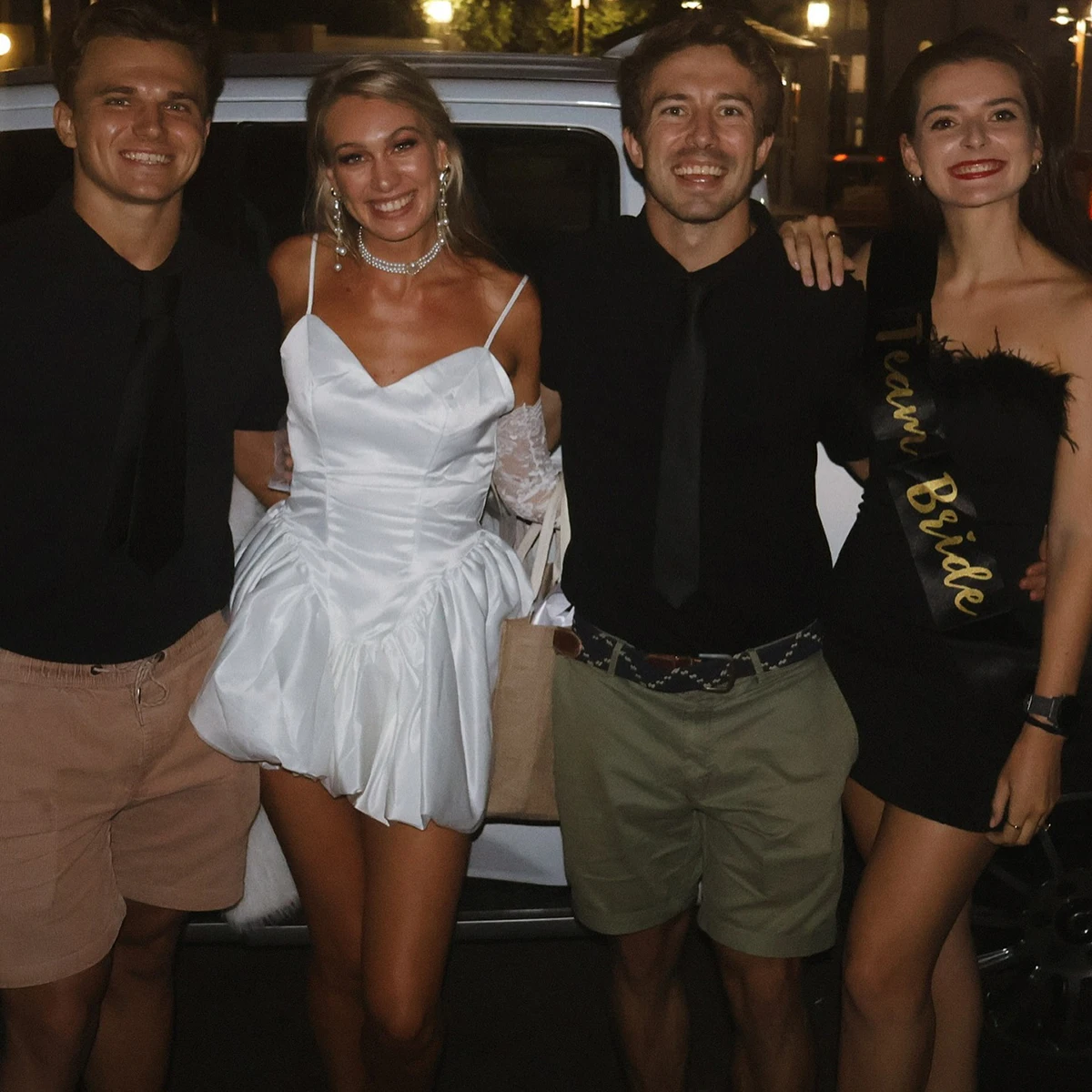 Mini Cami Basque Waist Wedding Dress Plus Size Separate Lace Long Sleeves Customized Ivory Voluminous Bubble Satin Bridal Gown