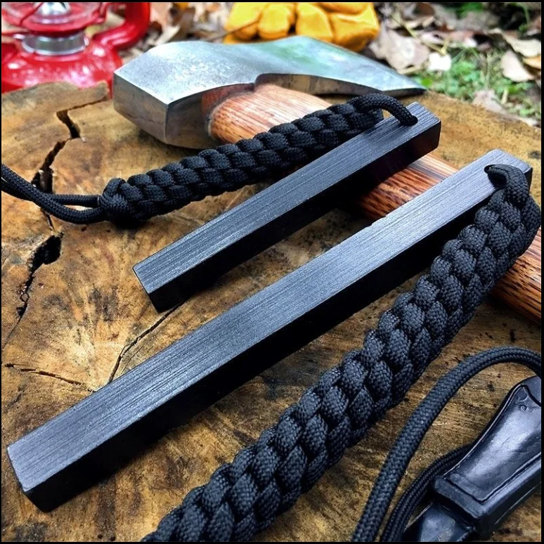Bear Grylls Survival Fire Starter Magnesium Flint Rod, Portable Emergency Firesteel Kit Compass Whistle for Camping Hiking Tool