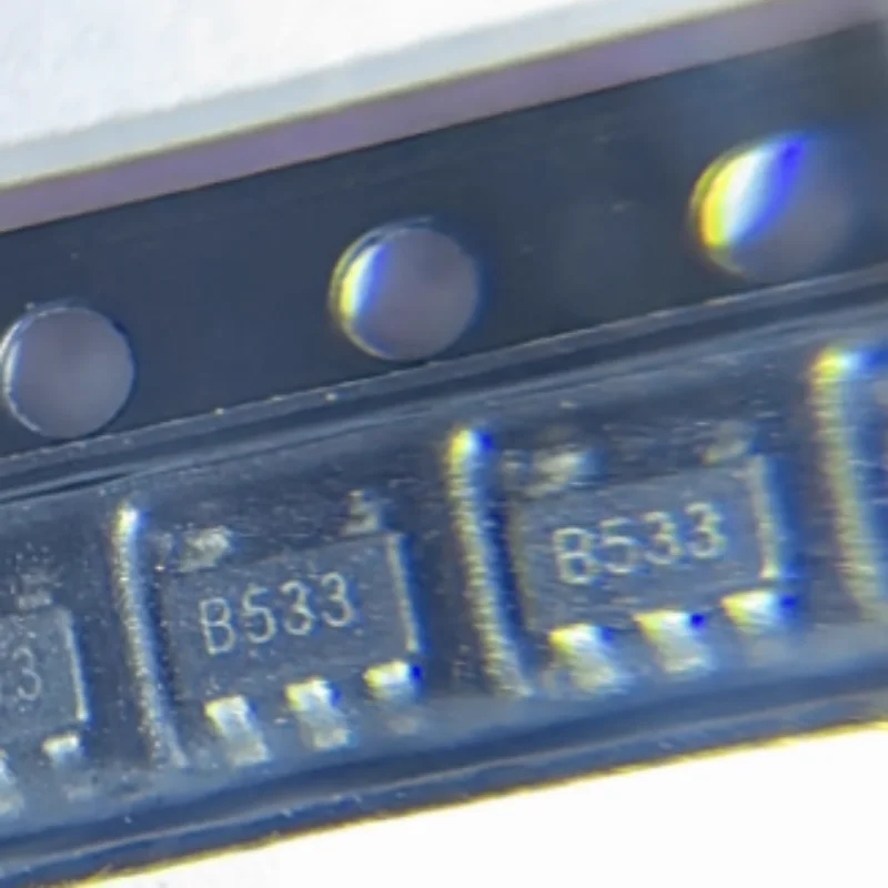 10PCS/LD2985BM33R B533 SOT23-5 Prodotti originali originali in magazzino