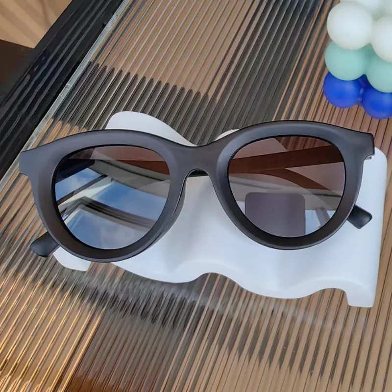 

New Girls And Boys Fashion Children's Sunglasses in Stock Fashion Sunshade Kids's Sunscreen Children Glasses UV400 Sun Glasses