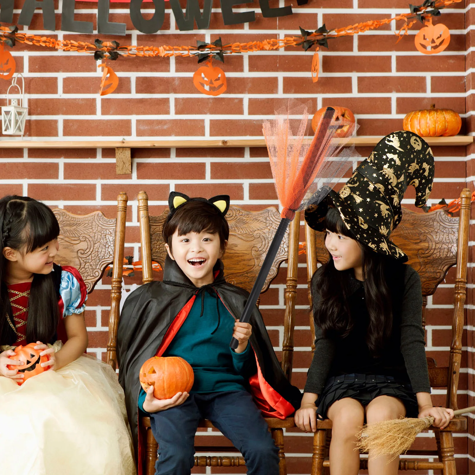 

Halloween Witch Broom Prop Large Size Party Haunted House Stage Decoration Witch Broomstick Cosplay Broom Ornament