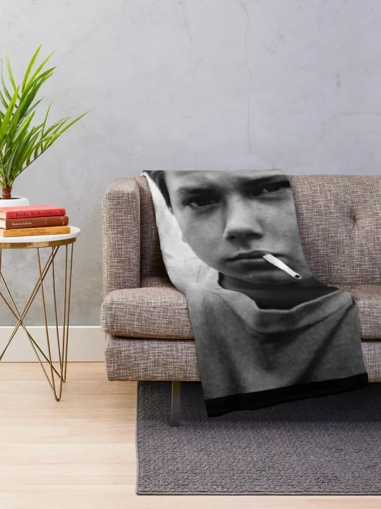 Gifts For Men River Phoenix (Stand By Me) Halloween Throw Blanket Furry Sofa Blankets