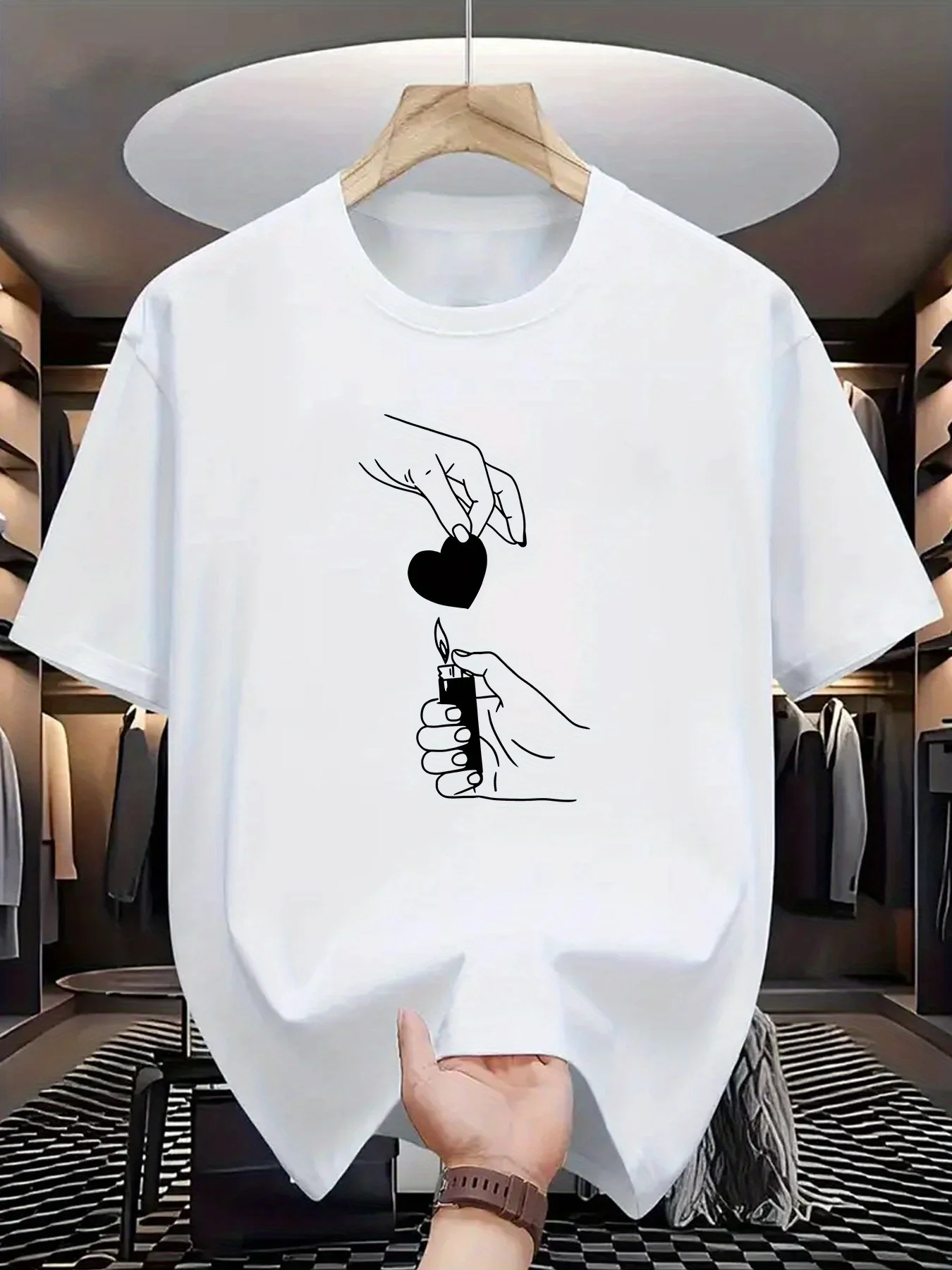 Una maglietta da uomo alla moda con stampa di scottature è comoda ed elastica, rende un top perfetto come regalo