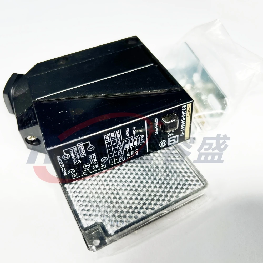 สวิตช์เหนี่ยวนำไฟฟ้าโฟโตอิเล็กทริก E3JM-R4M4T E3JM-R4M4T-G 1ชิ้น/ล็อต