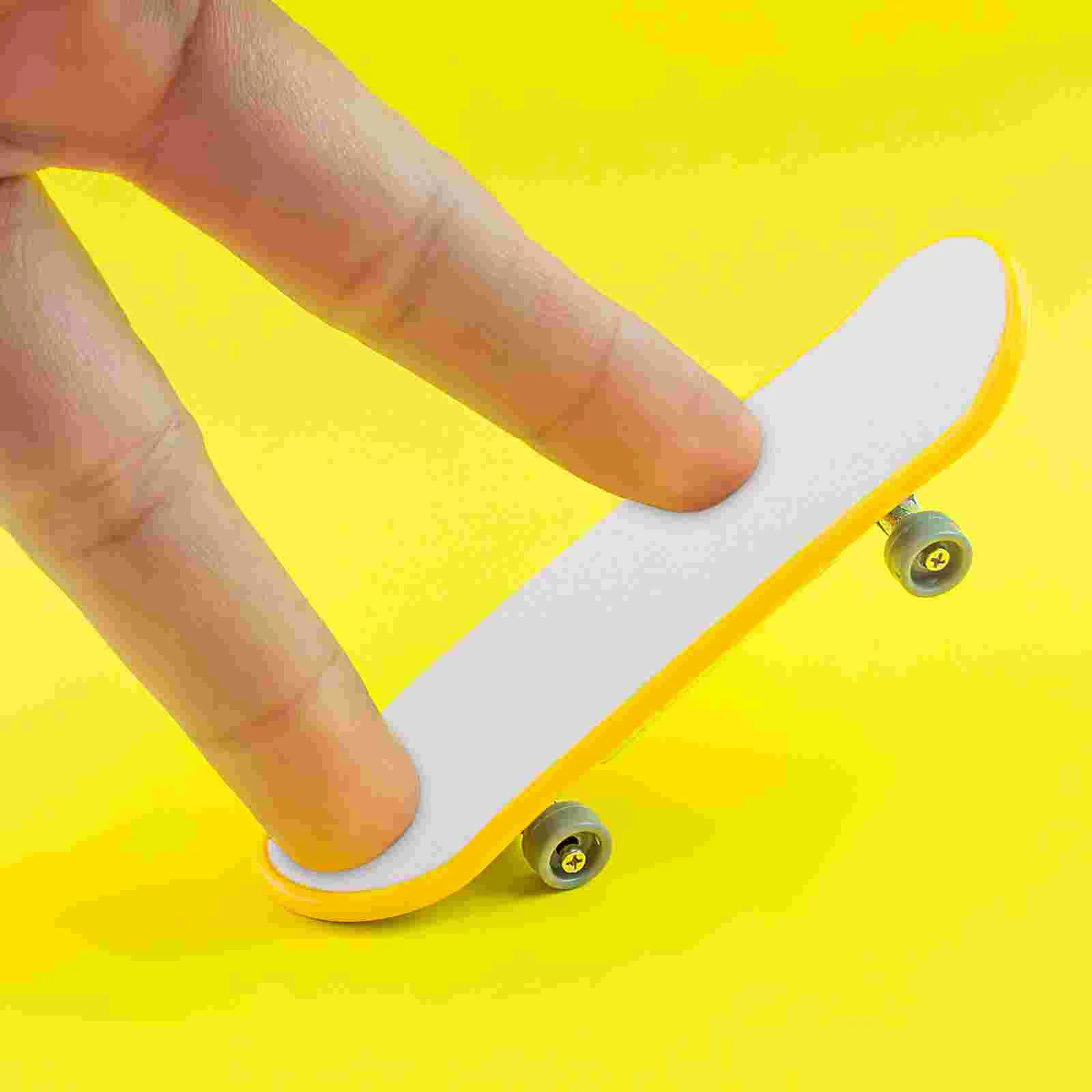 10 Pcs Anti Pad Tapes 38x110mm White Yellow Rebound Foam Grip Non skid Stickers for Mini Skateboards