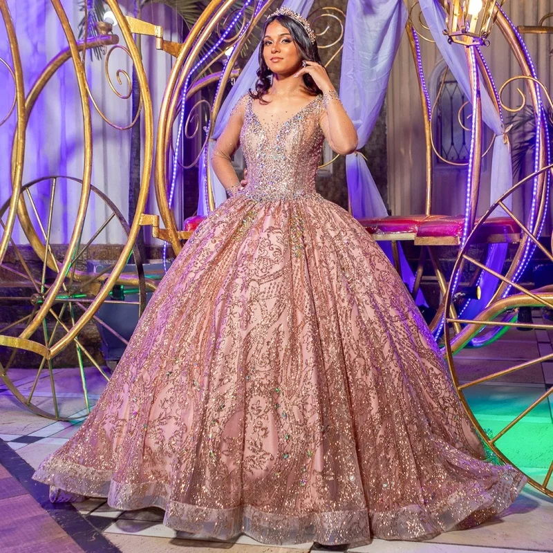 فستان Quinceanera وردي وردي لامع عاري الكتفين ملصق كريستالي بذيل طويل فيستدوس دي 15 Quinceanera تخصيص #2