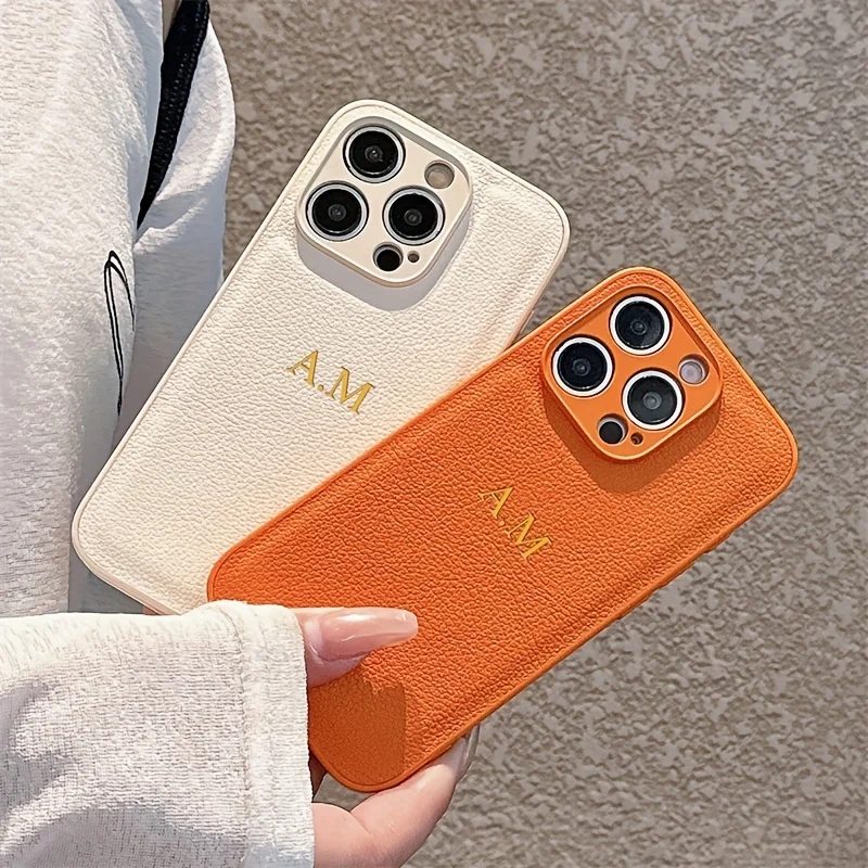 ゴールドシルバーイニシャルレザーPUソフトケース iPhone 17 16 14 13 15 Pro 12 11 Xs Max XR 16 Plus対応 高級カバー