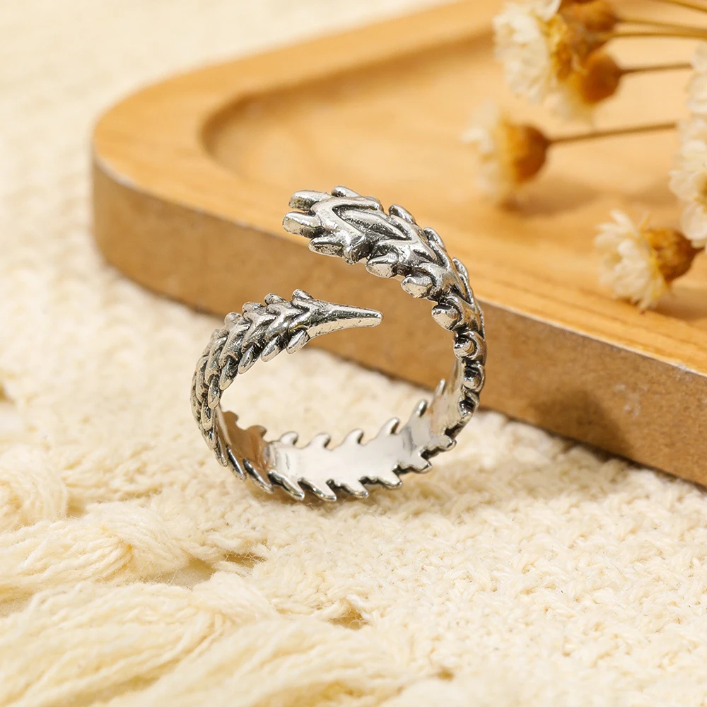 Gothic Dragon Scale Zinc Alloy Ring - Adjustable Open Cuff, Textured Spine Accessory for Punk Fans, Ideal Gift for Festivals