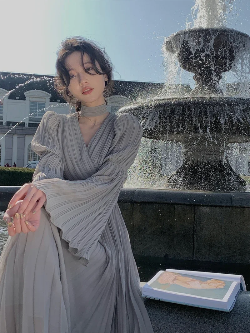 Vestido de fiesta blanco informal con cuello de pico para mujer, vestido de manga larga de estilo francés a la moda, vestido Vintage por debajo de la rodilla elegante 2024