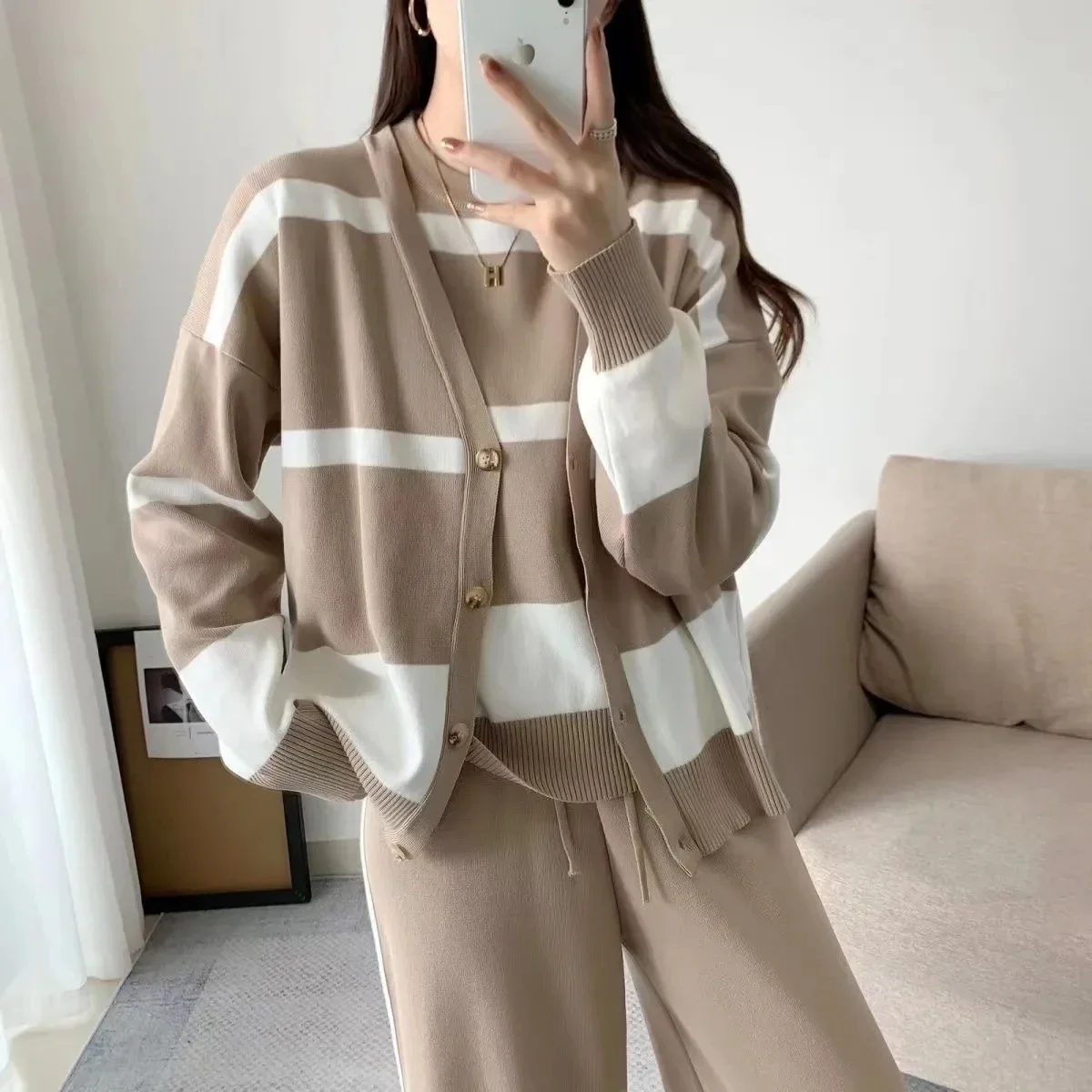 Set da 3 pezzi in maglia da donna casual M alhas Pantaloni a gamba larga Completi Maglieria vintage allentata Cardigan a righe + maglione Canottiere Top completo