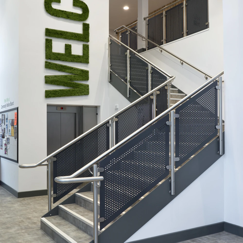 Customization Stainless Steel Balustrade with Perforated Panel Design