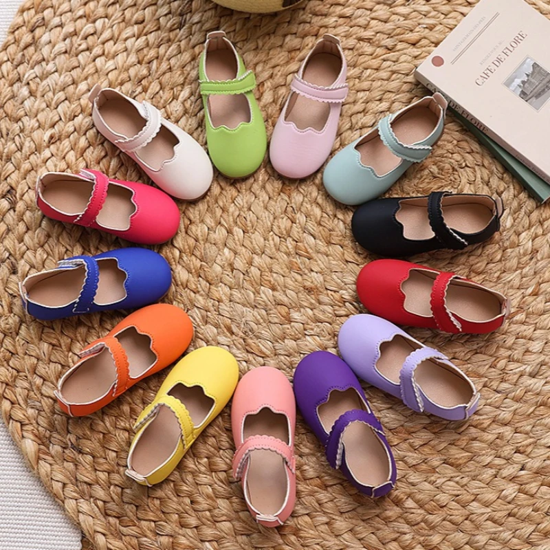 Girl retro leather shoe2026spring new Korean version casual child soft soled princess shoe fashion girl party shoe child loafers