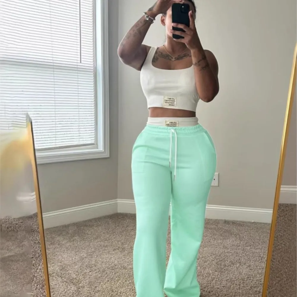 

Women's Summer Casual Vest Sports Pants 2 Piece Set Fashion Double Waist Elastic Tie Slim Fit Hip-covering Pants Female Suit2026