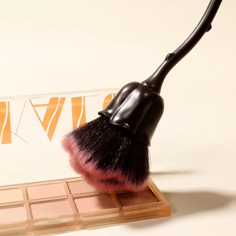 バラの花の形をしたメイクブラシ、丸型メイクアップルースパウダーブラシ、マニキュアネイルポリッシングダスト除去ブラシ、ビューティーメイクアップツール