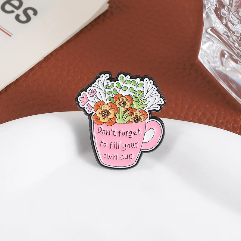 Feministische Frauen Girl Power Emaille-Pins: Bury the Patriarchy, Gender Power Equality Broschen, Anstecknadeln, Schmuckgeschenke für Freunde – Detail 17
