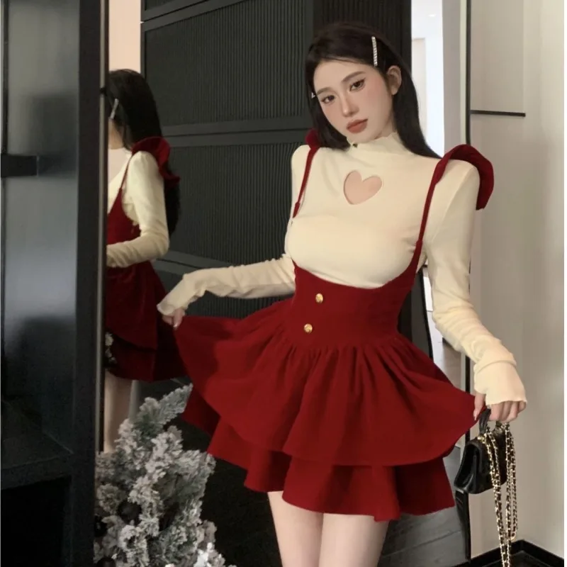 

Spicy Girl Love T-shirt Backband Cake Skirt Two Piece Set Women Fashion Flying Sleeves Velvet Hollow High Neck Solid Slim Suit