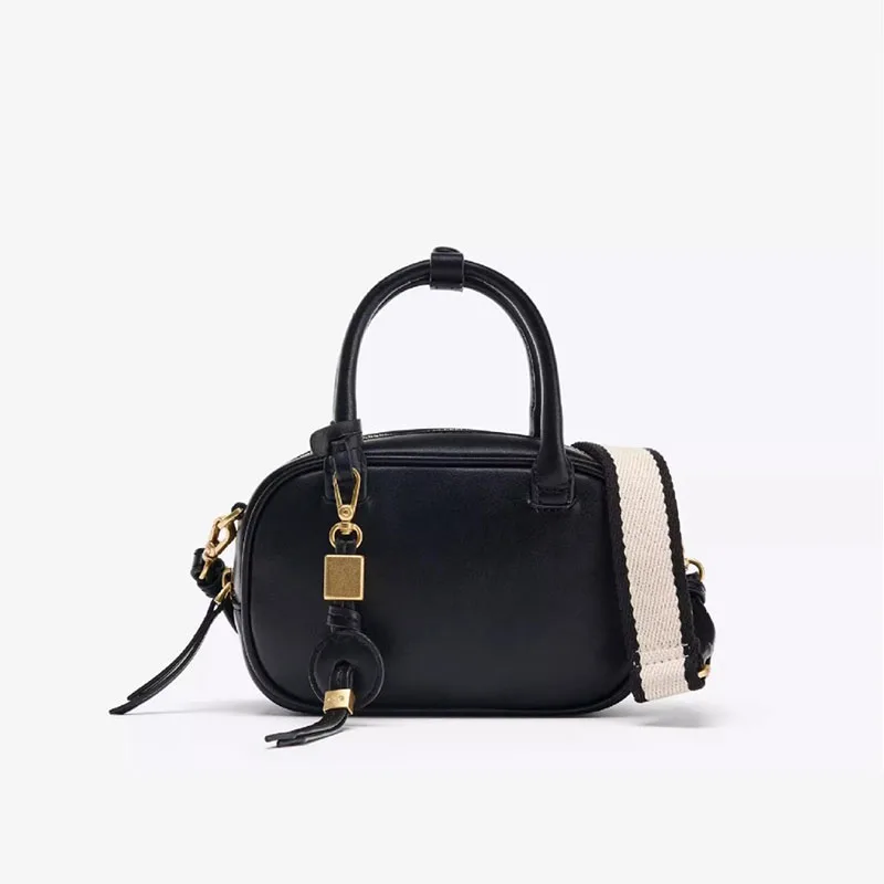 

Роскошные сумки через плечо из масляного воска из искусственной кожи, модные женские сумки с рюшами, дизайнерская сумка с металлической ручкой, сумки-тоут