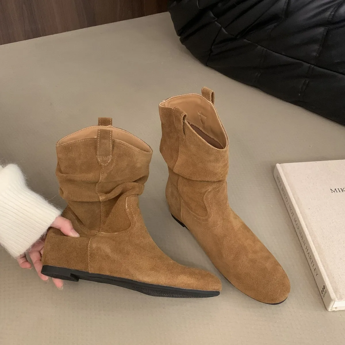 

Boken Shoes Short Boots 2026 New Autumn/Winter French Retro Stacked Boots for Women