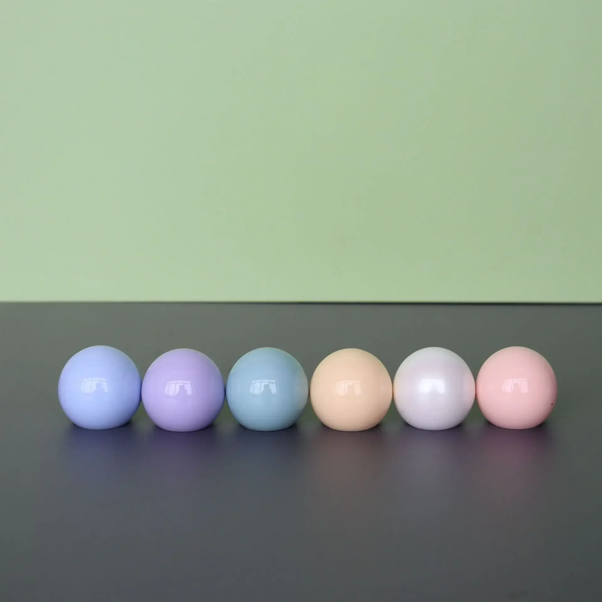 カラーラウンドキャップ 15MM口径 デリケートな香水瓶 ラウンドボールキャップ 17.2mmノズルに適合