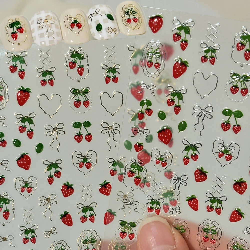 

1/2 шт. 5D наклейки для ногтей с изображением клубники и сердца, золотистые, серебристые, с бантиками, зелеными листьями, фруктовые декорации для ногтей