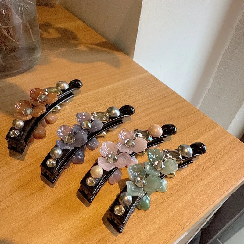 

Elegant Flower Crystal Banana Hairpin, Fashionable and High-End Hair Clip for Back of Hair, Women's Hair Accessories