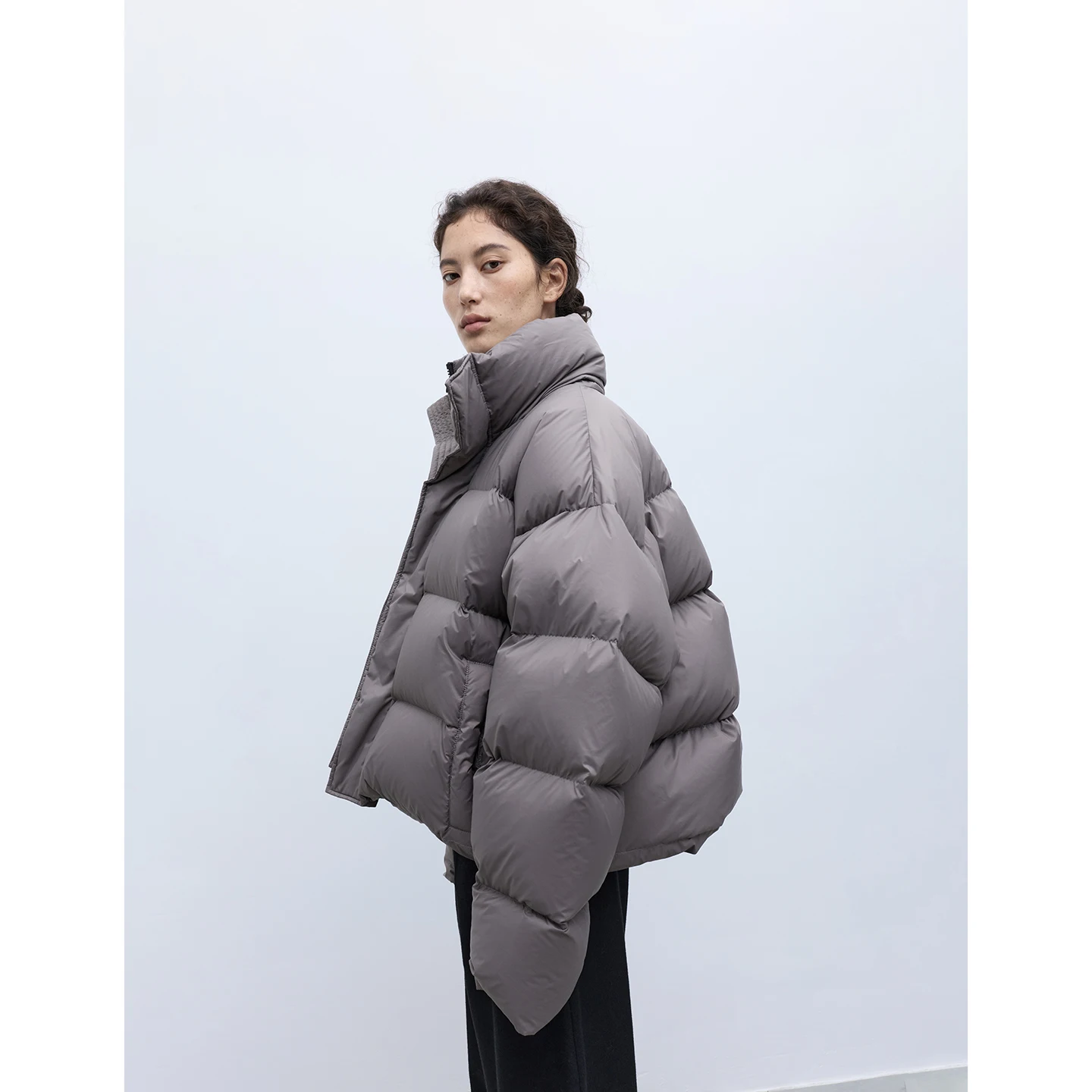Trendy Bloggers Are All Wearing It~ Lightweight and Warm Short down Jacket 270g White Duck down Puffer Jacket New Winter Women's Outerwear