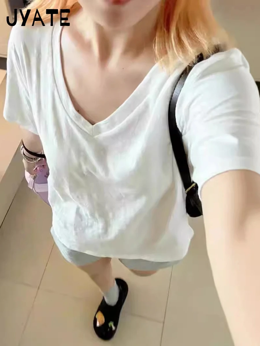 

Футболка женская хлопковая с V-образным вырезом и коротким рукавом