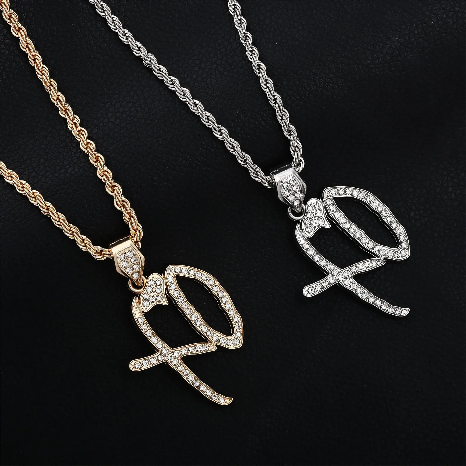 Exquisite Creative Bubble Letter Xo Inlaid White Zircon Pendant Necklace Men\\'s Fashion Casual Party Jewelry Holiday Gifts